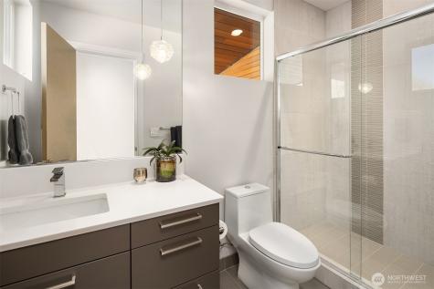 8371 SE 31st Street Mercer Island WA 98040