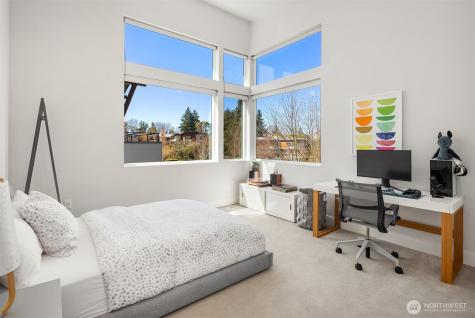 8371 SE 31st Street Mercer Island WA 98040