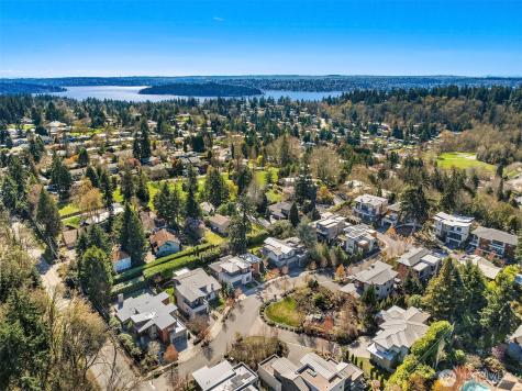 8371 SE 31st Street Mercer Island WA 98040