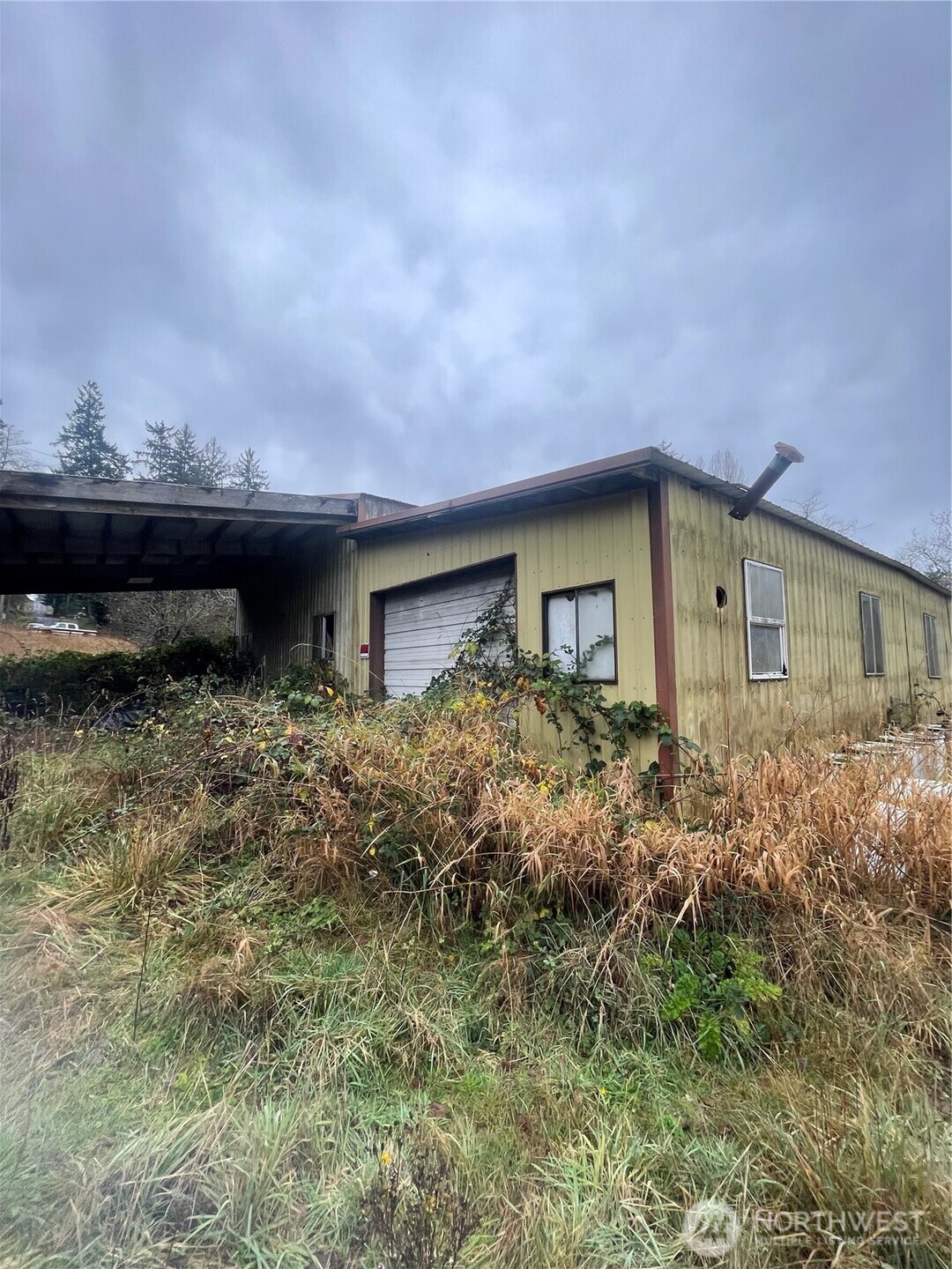 1632 Henkle Street Raymond WA 98577