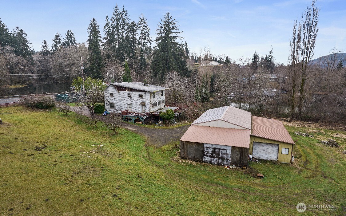 1632 Henkle Street Raymond WA 98577