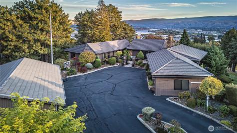 218 Sunnyslope Heights Road Wenatchee WA 98801