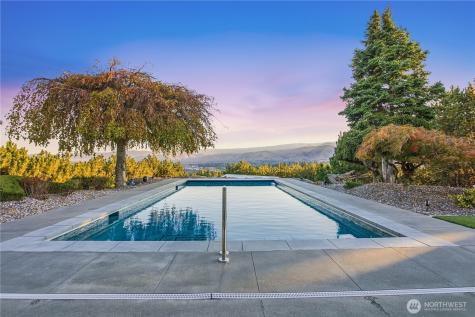 218 Sunnyslope Heights Road Wenatchee WA 98801