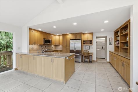 7605 146th Avenue NE Redmond WA 98052