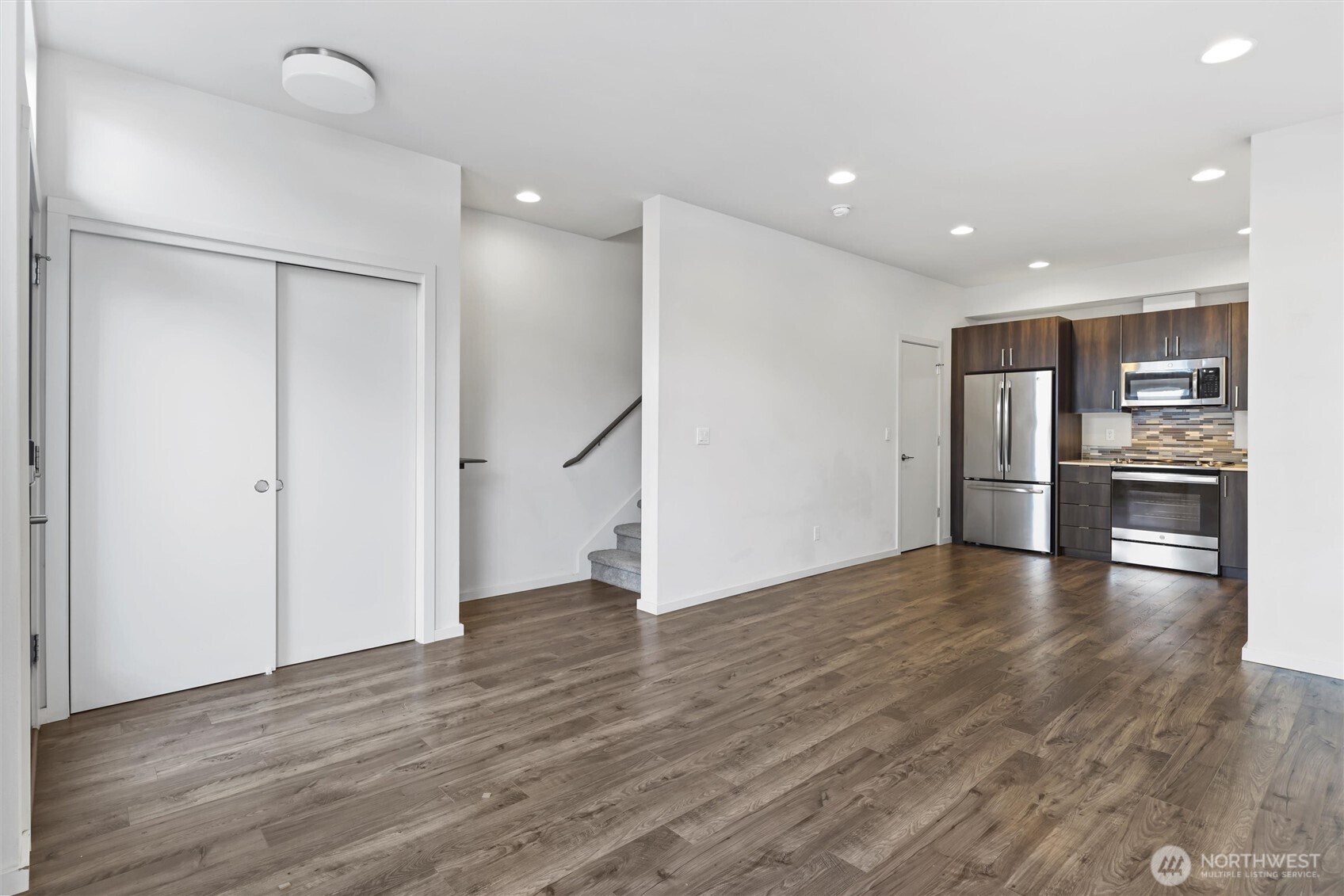 6917 Carleton Ave S Seattle WA 98108