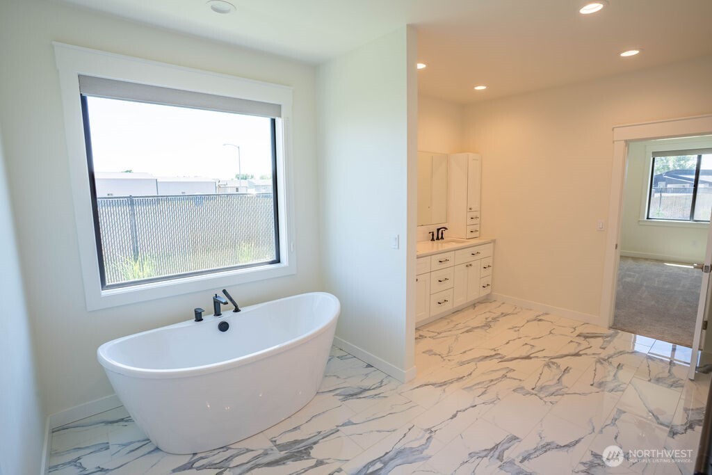 6409 Road 2.15 NE Moses Lake WA 98837