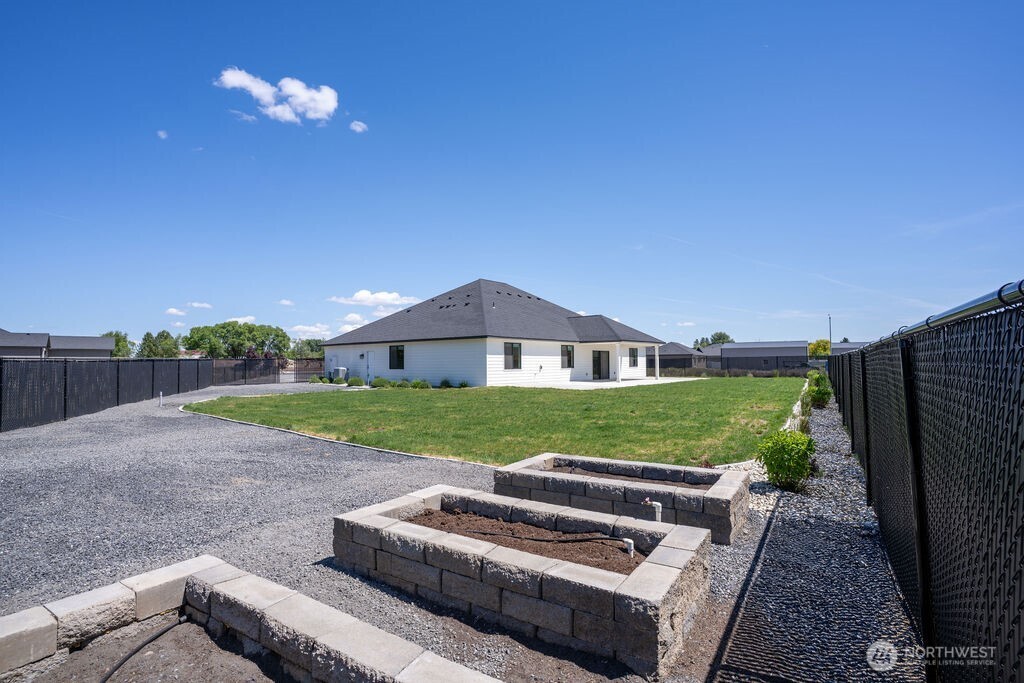 6409 Road 2.15 NE Moses Lake WA 98837