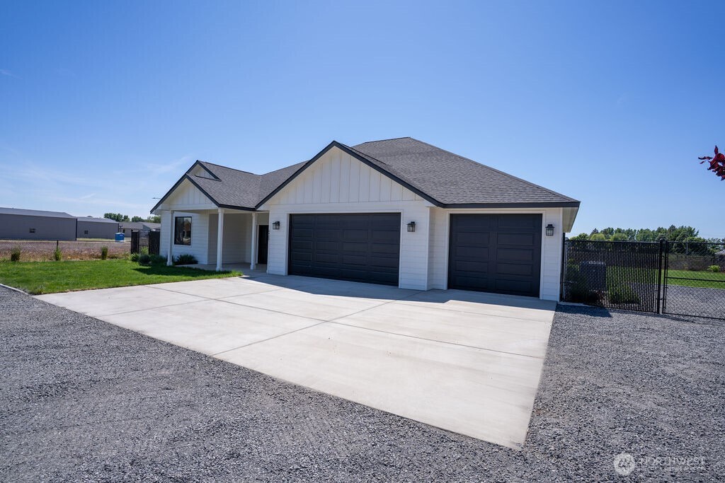 6409 Road 2.15 NE Moses Lake WA 98837