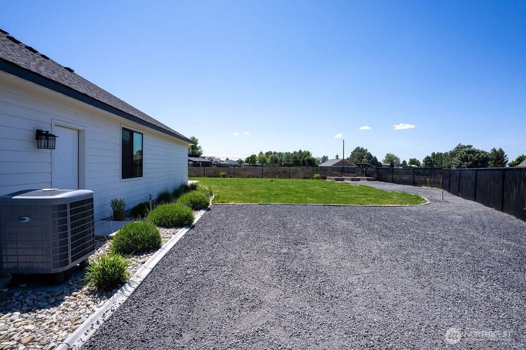 6409 Road 2.15 NE Moses Lake WA 98837