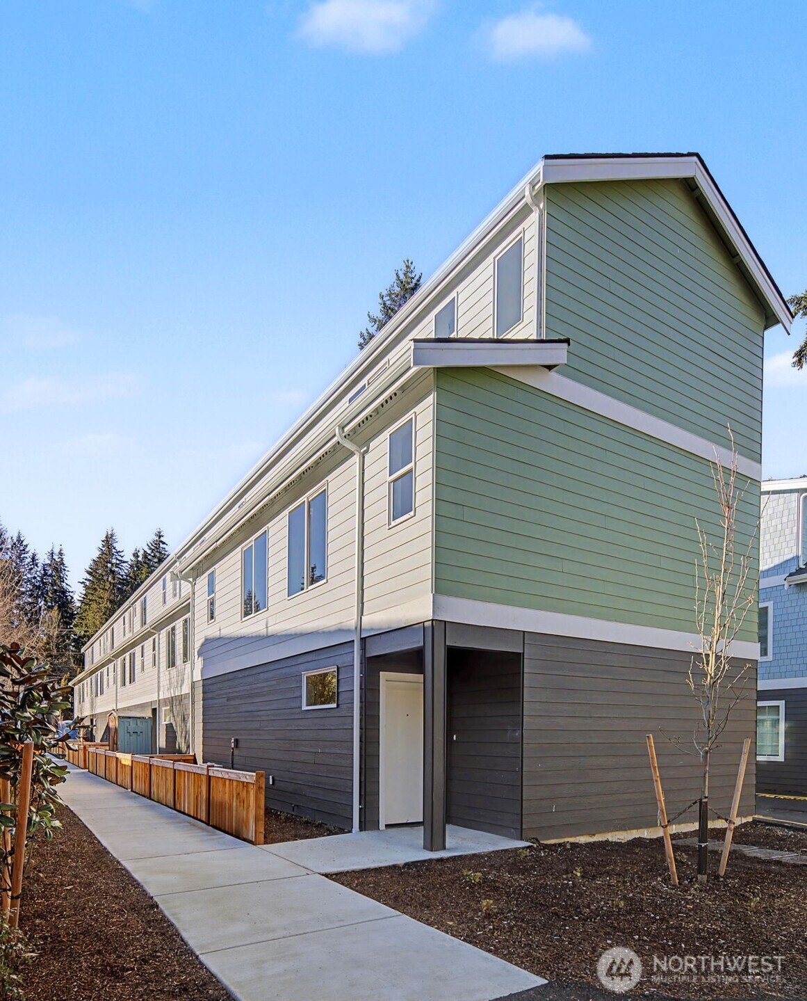19505 Damson Road Lynnwood WA 98036