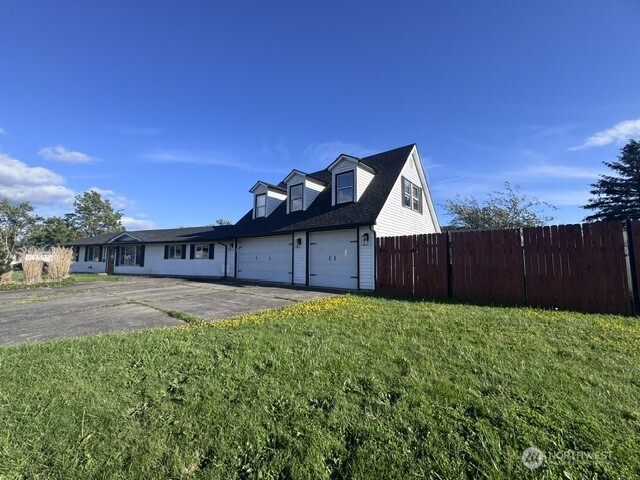 3215 Williams Avenue Longview WA 98632