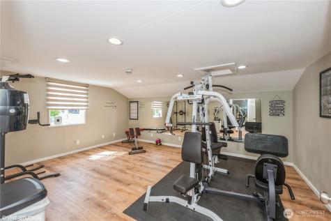 18501 52nd Avenue W Lynnwood WA 98037