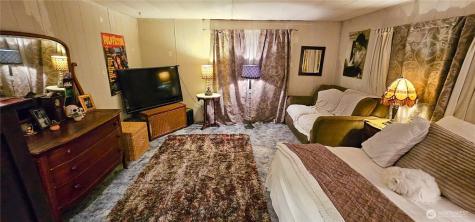 1540 Maple Lane Kent WA 98030