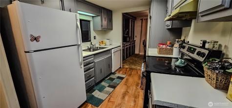 1540 Maple Lane Kent WA 98030