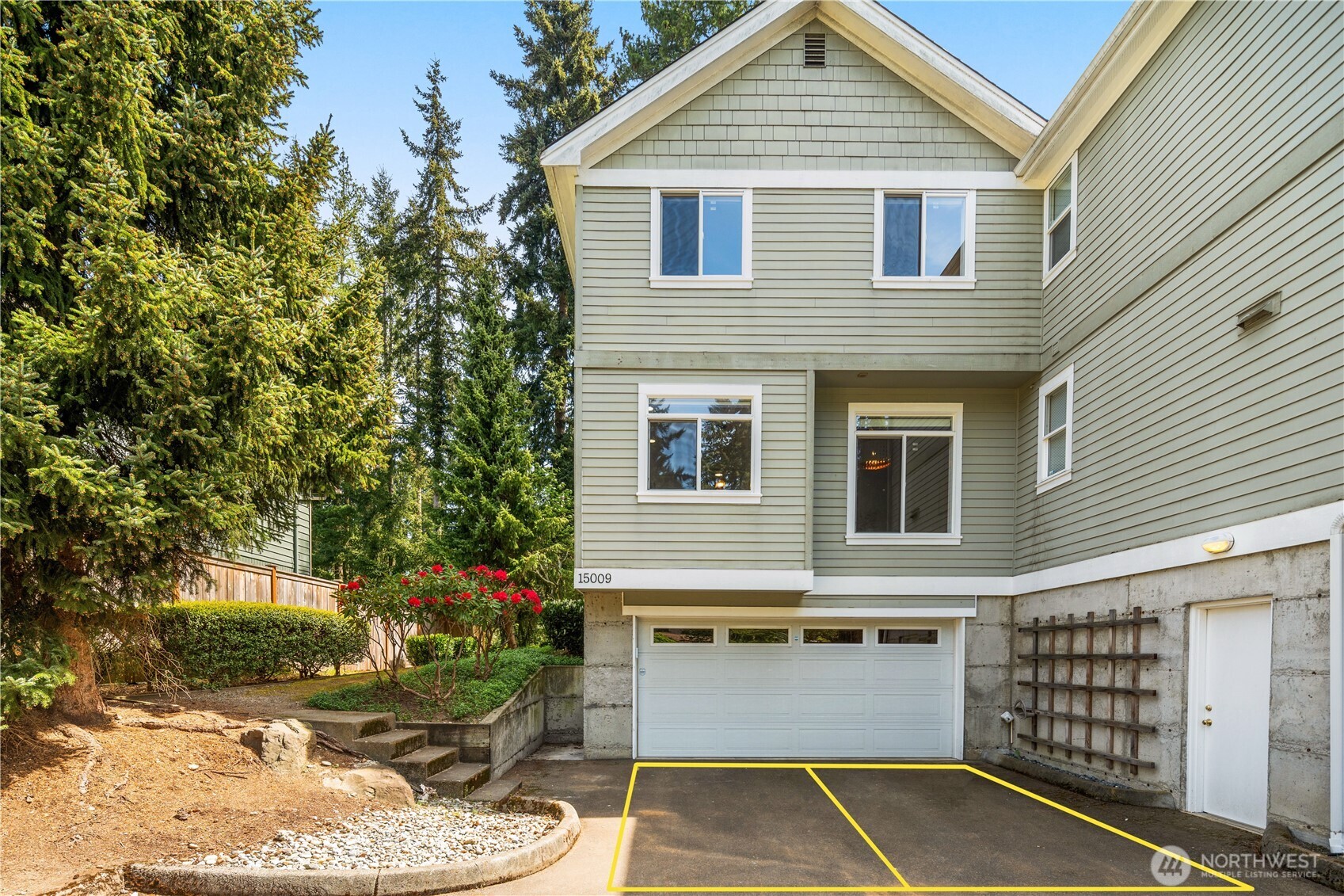 15009 Westminster Way N Seattle WA 98133
