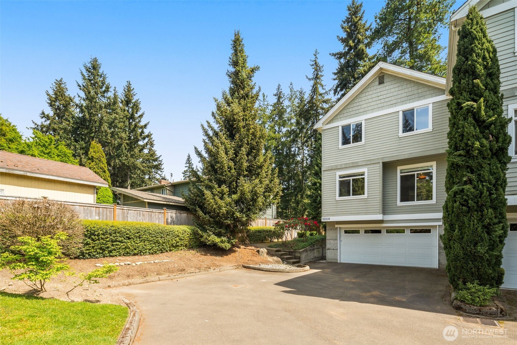 15009 Westminster Way N Seattle WA 98133