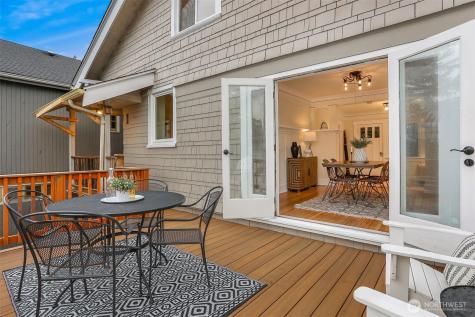 7015 2nd Avenue NW Seattle WA 98117