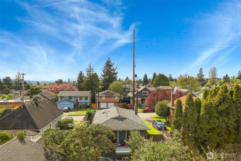 7015 2nd Avenue NW Seattle WA 98117
