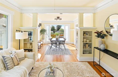 7015 2nd Avenue NW Seattle WA 98117