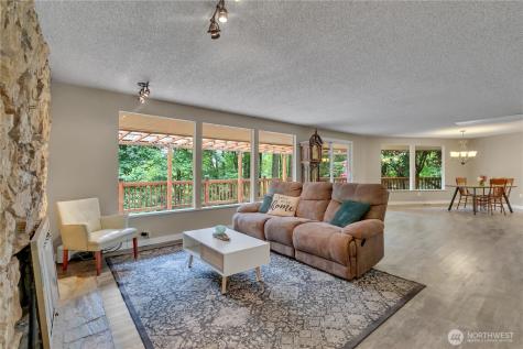 18506 SE 294th Street Kent WA 98042