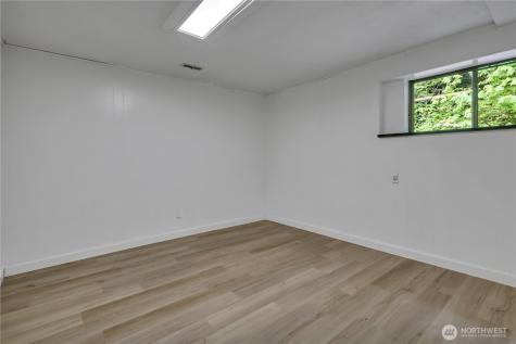 18506 SE 294th Street Kent WA 98042