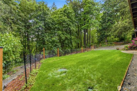 18506 SE 294th Street Kent WA 98042
