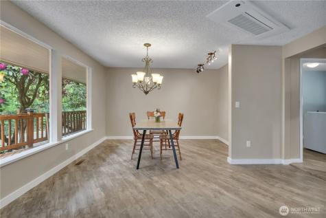 18506 SE 294th Street Kent WA 98042