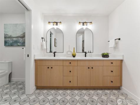 6423 E Mercer Way Mercer Island WA 98040