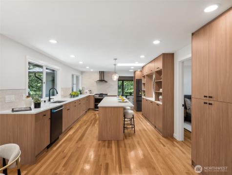 6423 E Mercer Way Mercer Island WA 98040