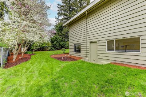 134 160th Place SE Bellevue WA 98008