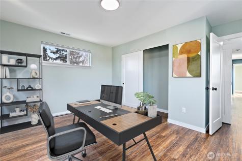 825 E 55th Street Tacoma WA 98404