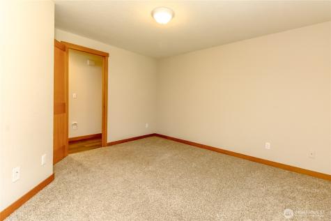 14817 105th Avenue Ct E Puyallup WA 98374