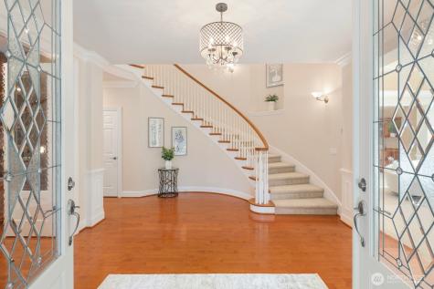 13695 NE 32nd Place Bellevue WA 98005