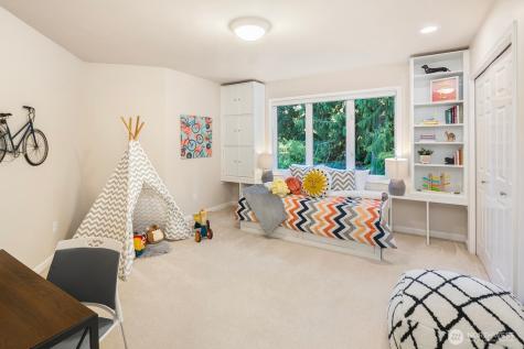 13695 NE 32nd Place Bellevue WA 98005