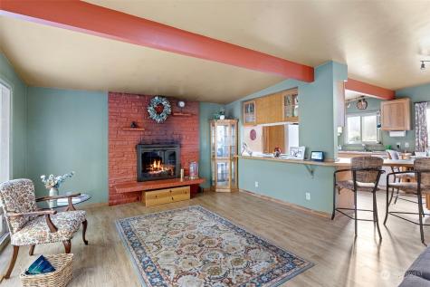 22620 13th Avenue S Des Moines WA 98198