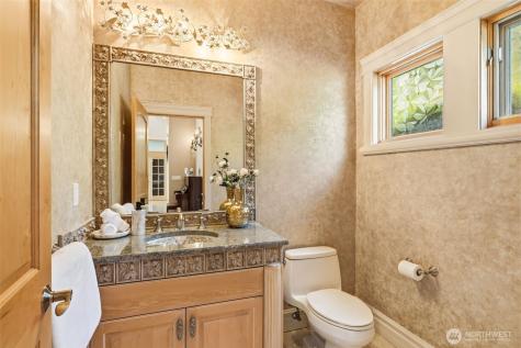 2837 E Lake Sammamish Parkway NE Sammamish WA 98074