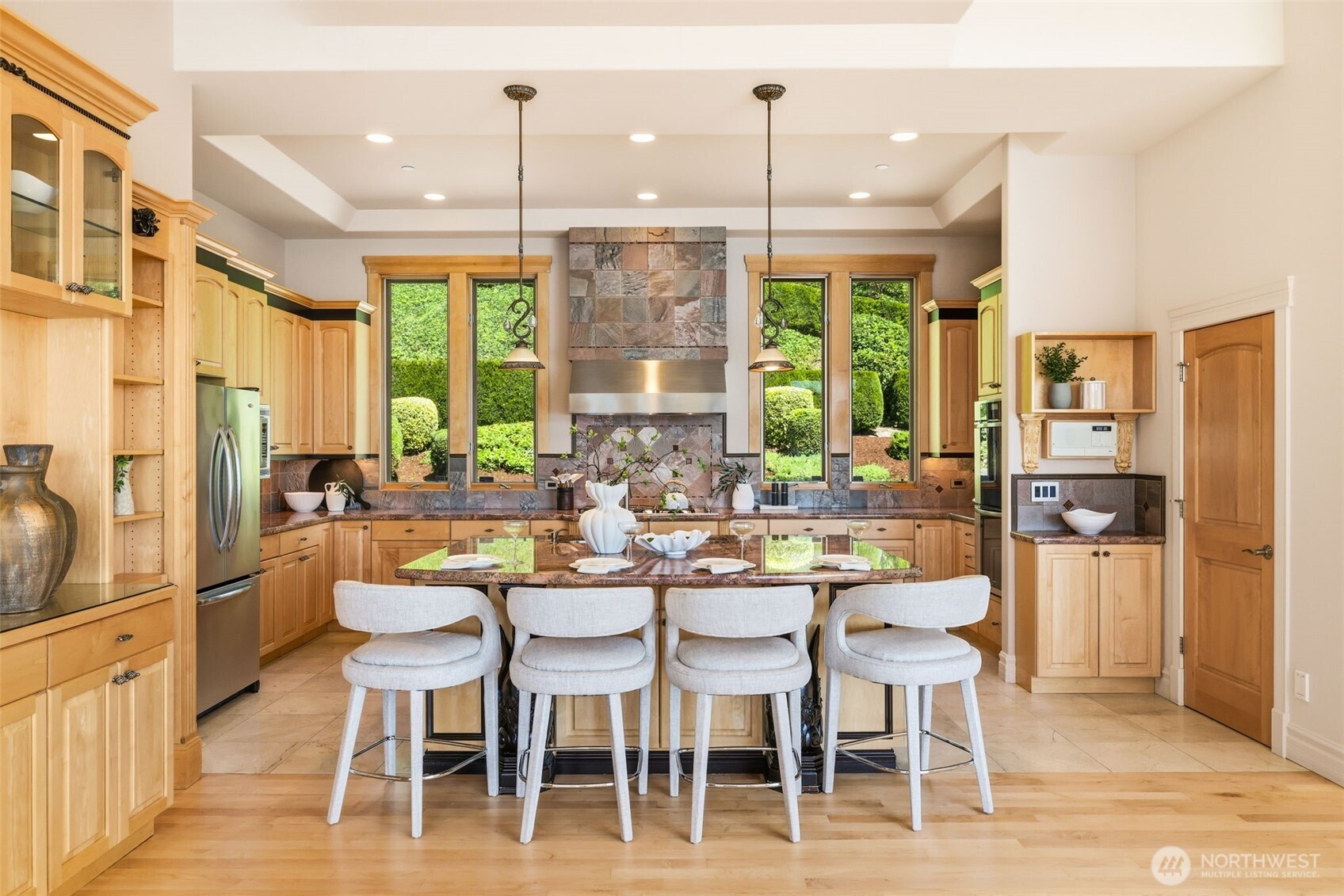 2837 E Lake Sammamish Parkway NE Sammamish WA 98074