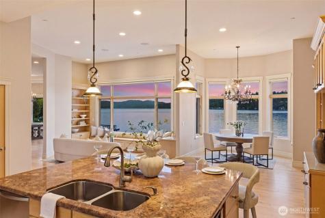 2837 E Lake Sammamish Parkway NE Sammamish WA 98074