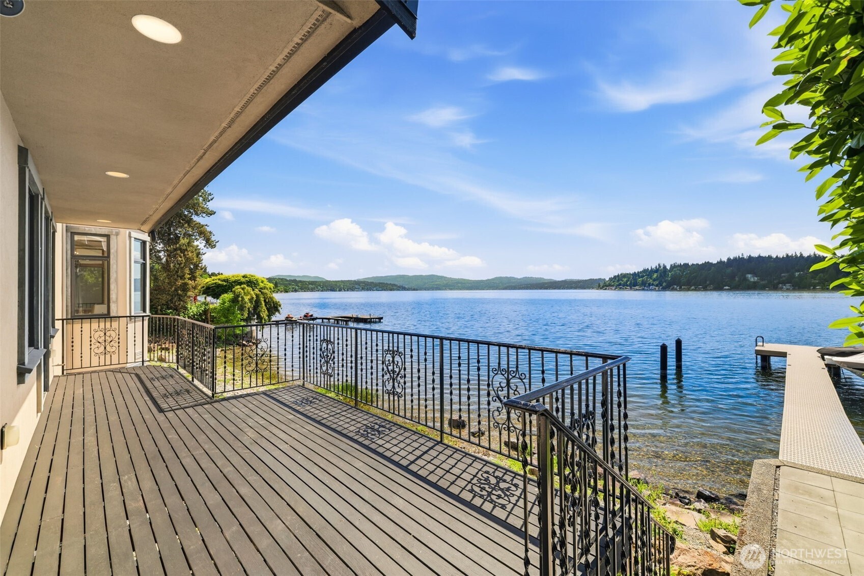2837 E Lake Sammamish Parkway NE Sammamish WA 98074
