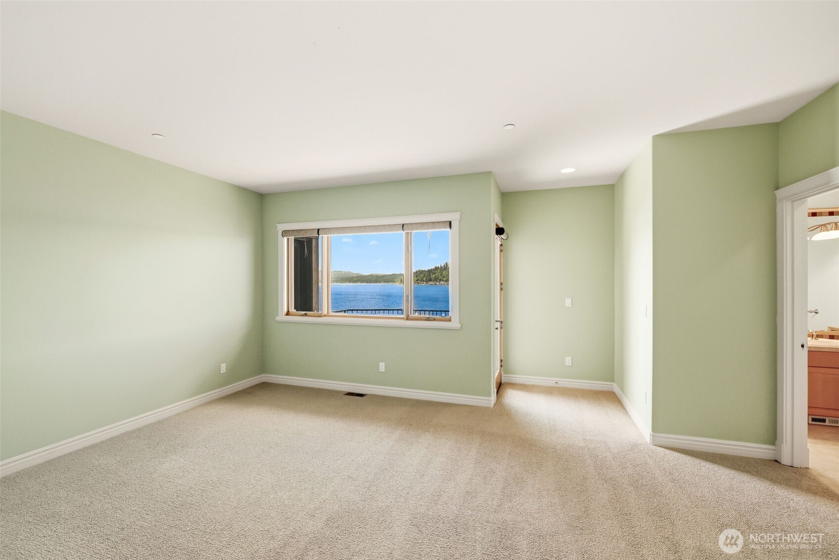 2837 E Lake Sammamish Parkway NE Sammamish WA 98074