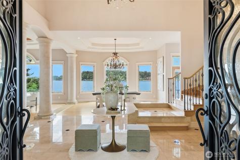 2837 E Lake Sammamish Parkway NE Sammamish WA 98074