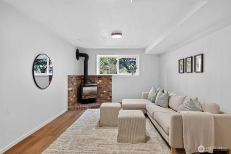 8507 45th Street W University Place WA 98466