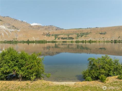 167 N Shore Drive Orondo WA 98843