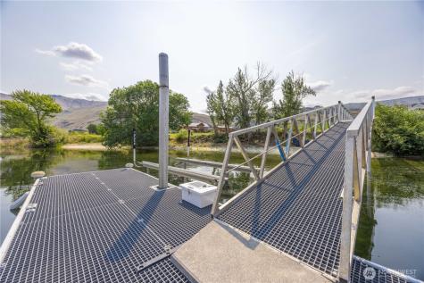 167 N Shore Drive Orondo WA 98843
