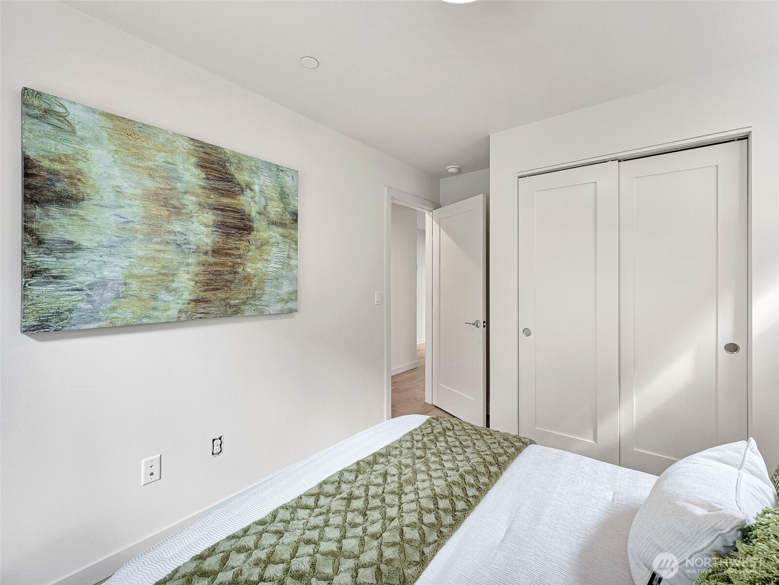 1411 N 48th Street Seattle WA 98103