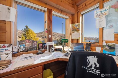 16495 S Lakeshore Road Chelan WA 98816