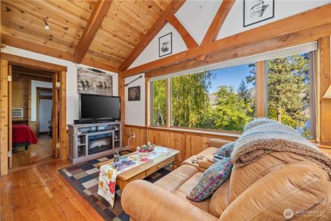 16495 S Lakeshore Road Chelan WA 98816