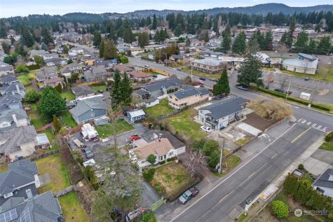 2416 NE 16th Street Renton WA 98056