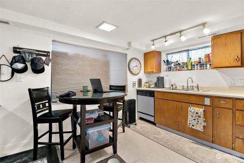2416 NE 16th Street Renton WA 98056