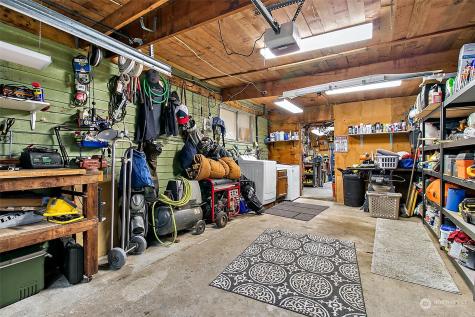 2416 NE 16th Street Renton WA 98056